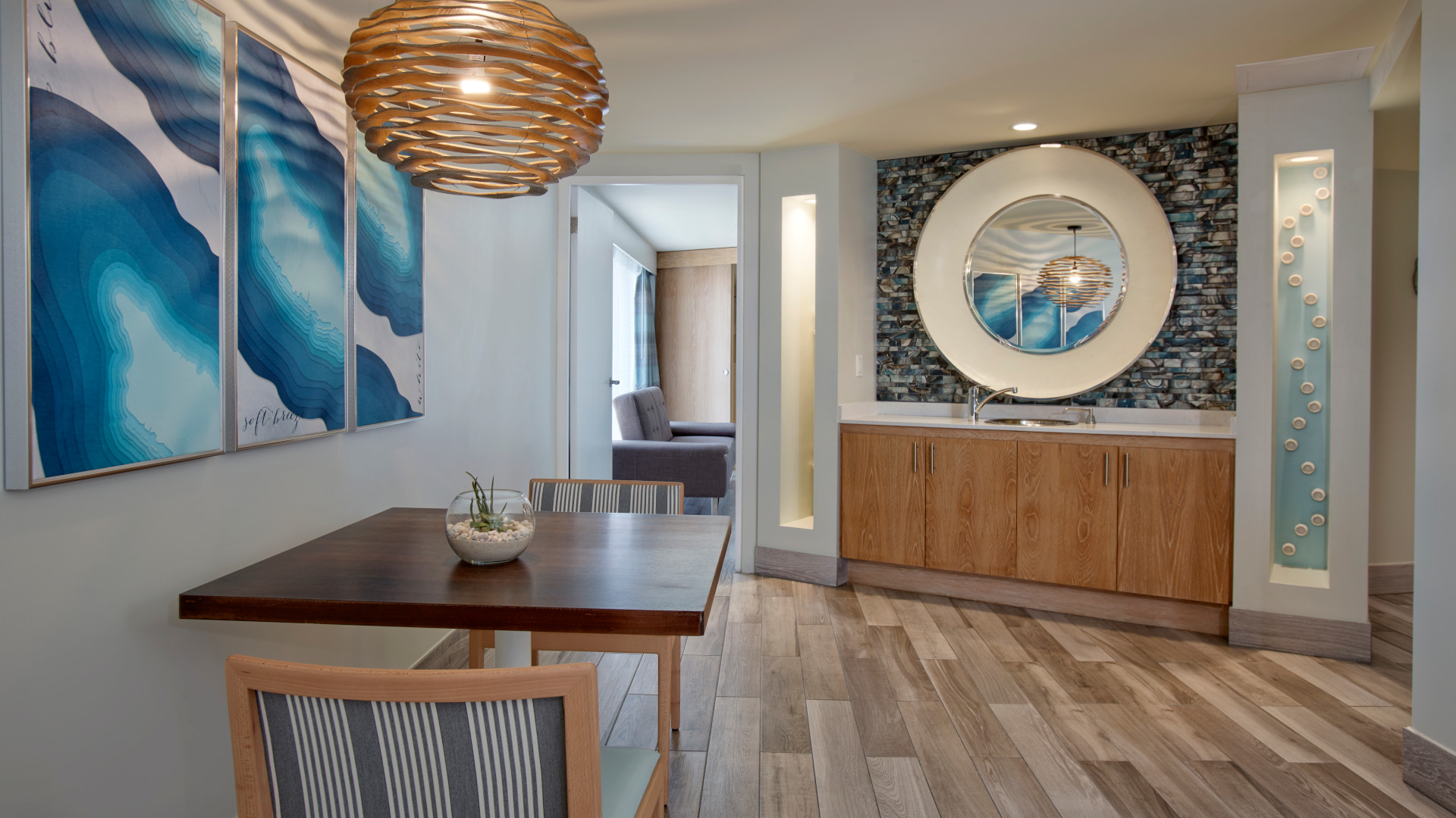 aruba-marriot-resort-jr-suite-entry