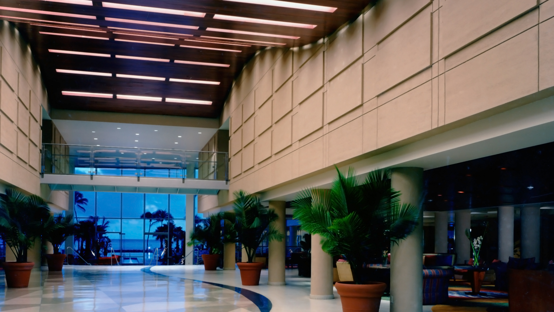 caribe-hilton-walkway