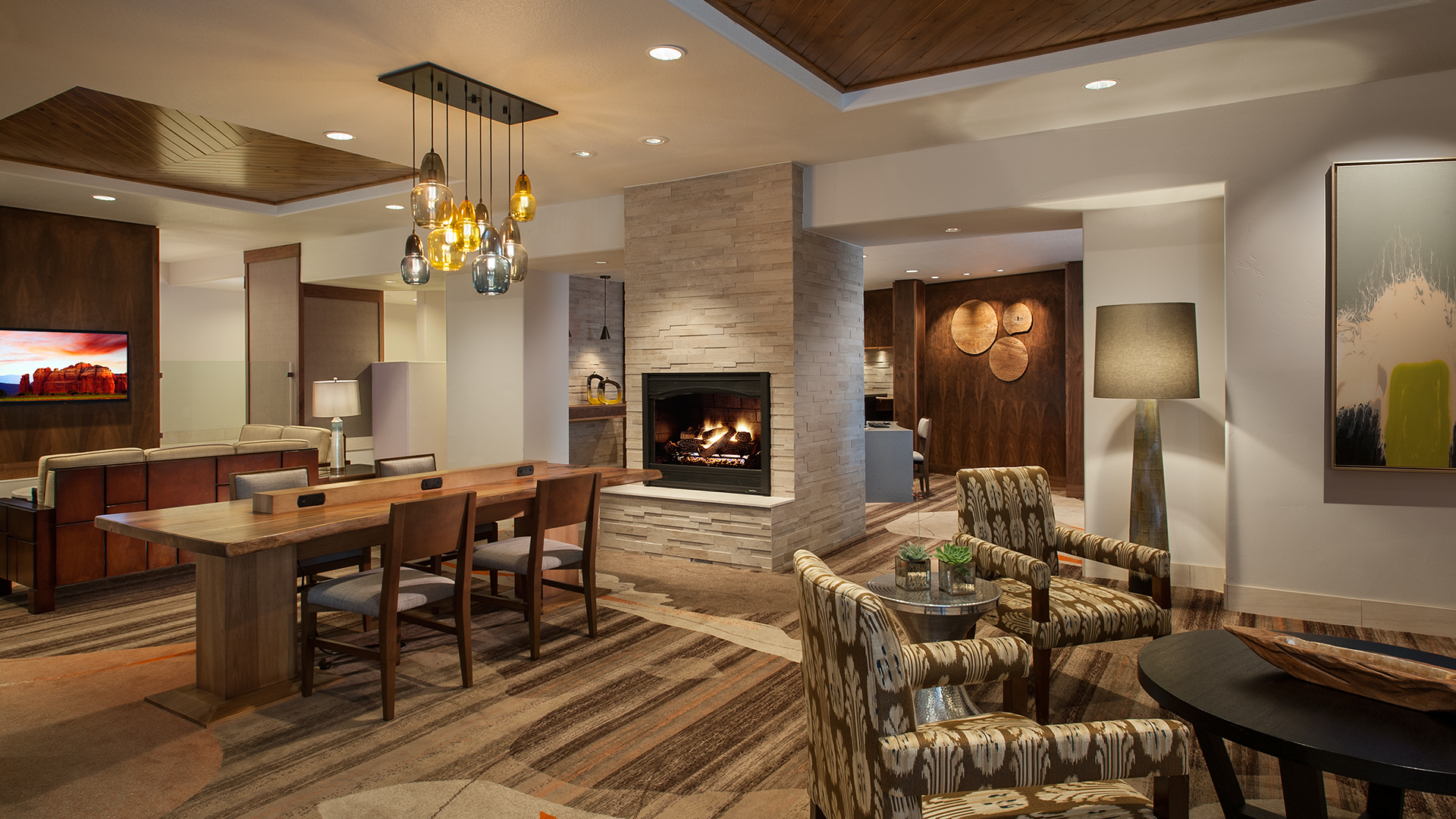 hilton-sedona-lounge