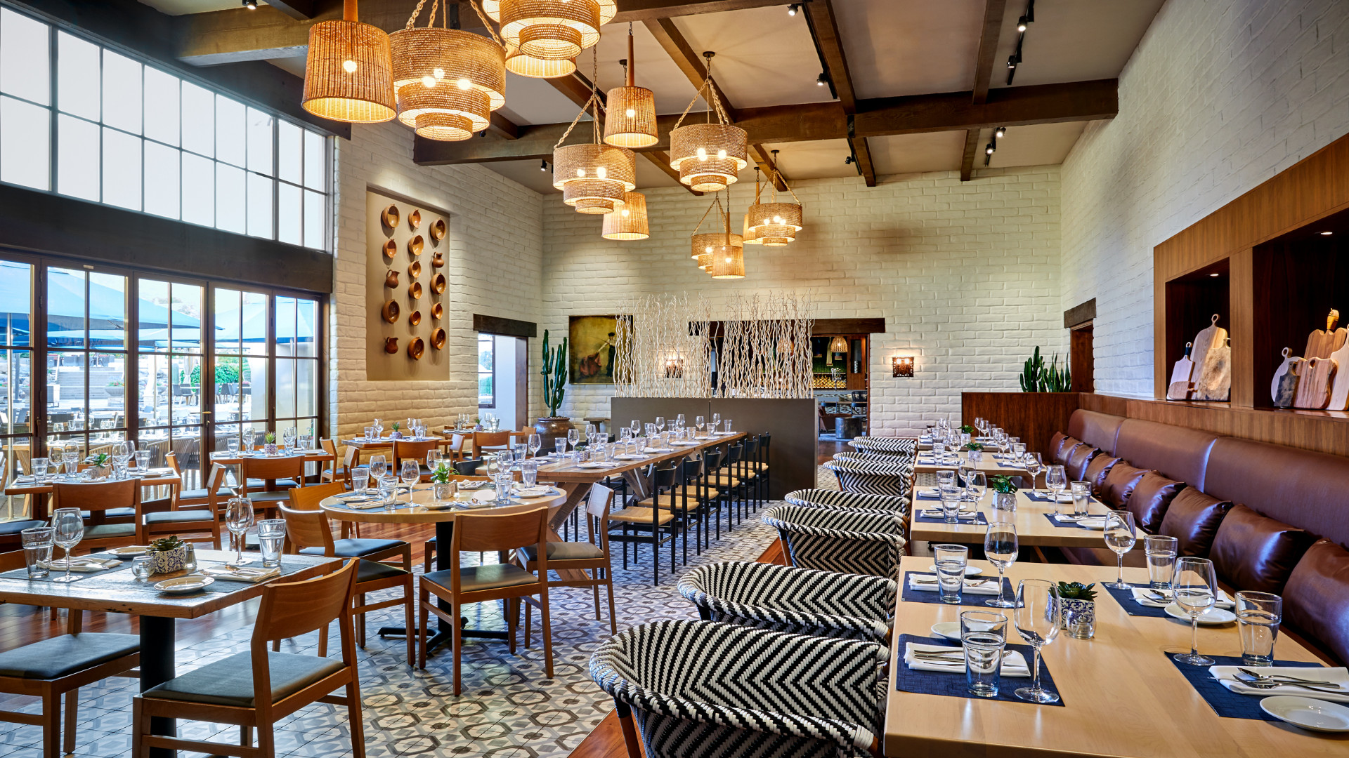 jw-cbi-ritas-dining(2)