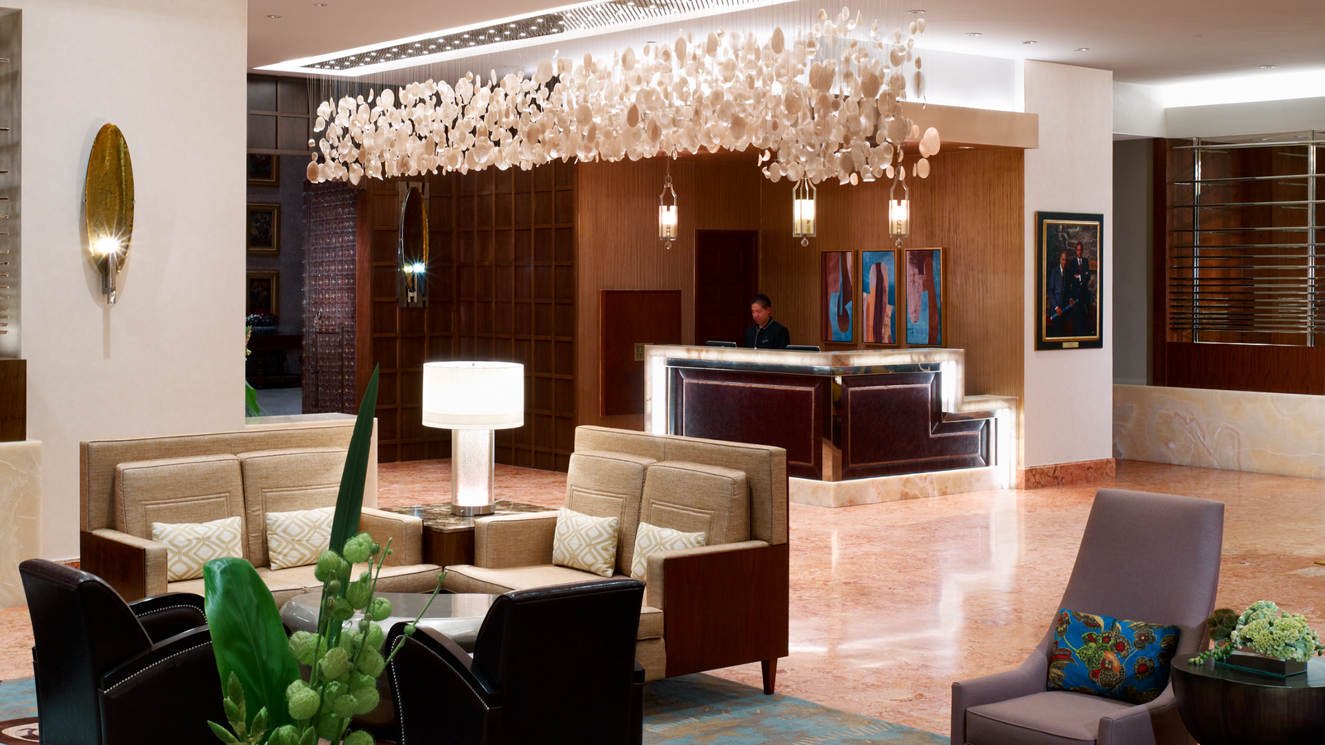 jw-marriott-mexico-city-concierge