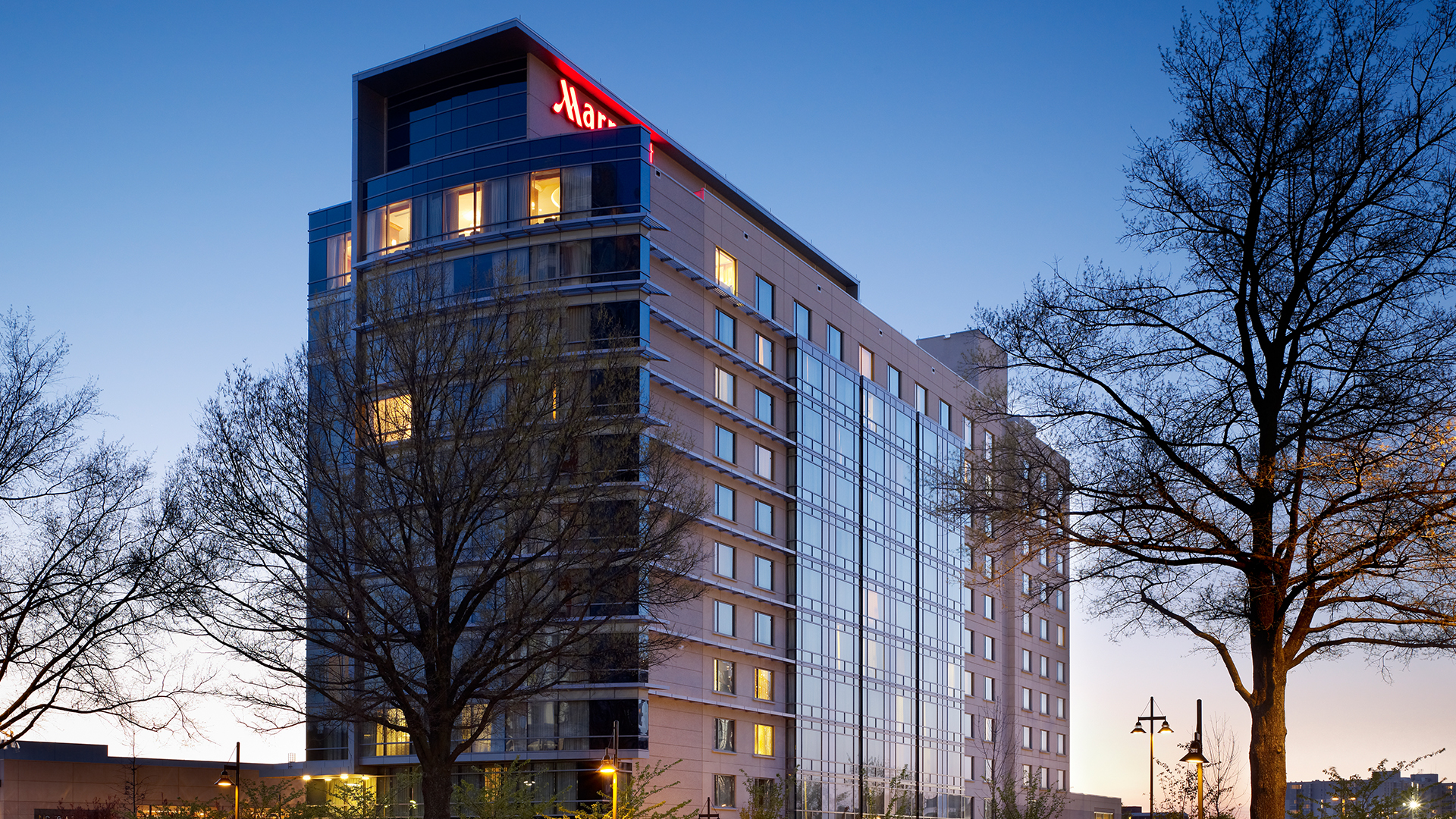 marriott-bethesda-north-dusk