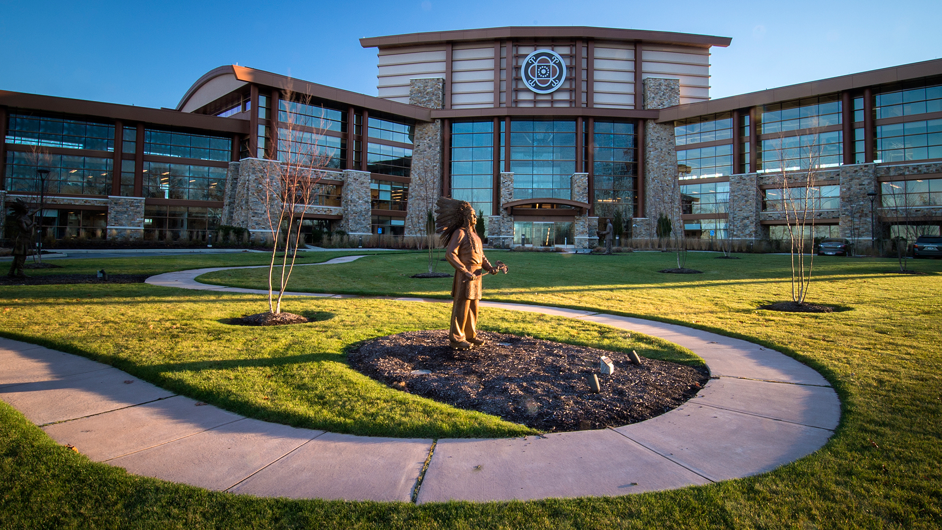 mohegan-tribe-community-center-ext-1