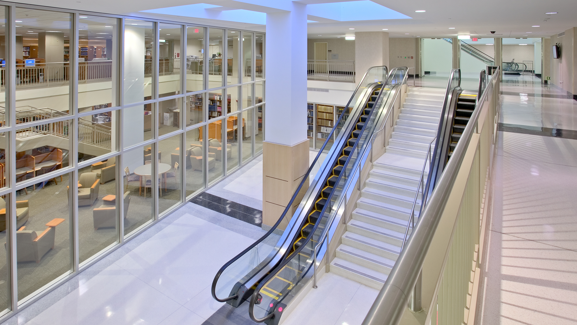 pentagon-library-escalator