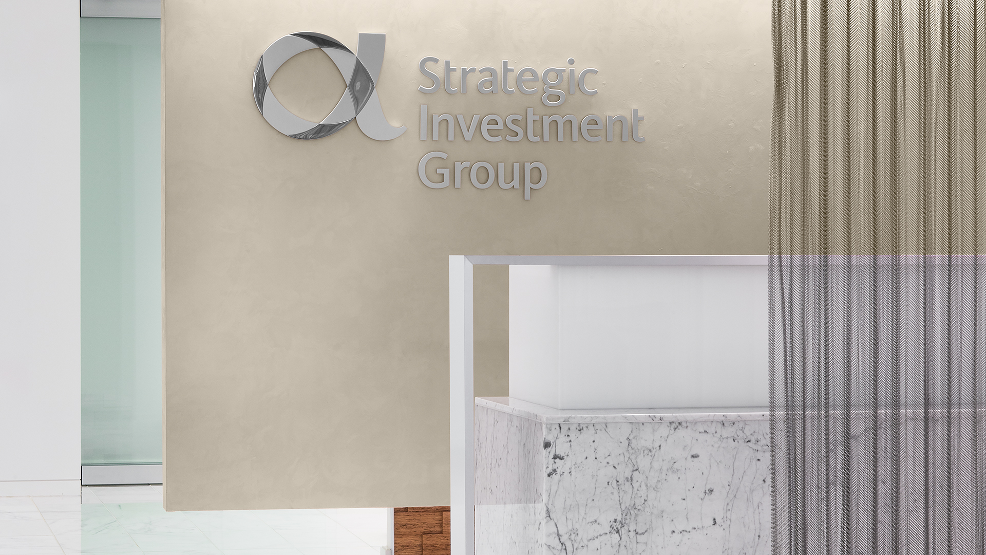 strategic-investment-group-signage